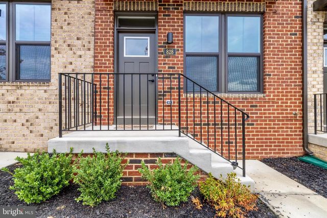 828 WATTS ST, Baltimore, MD 21217