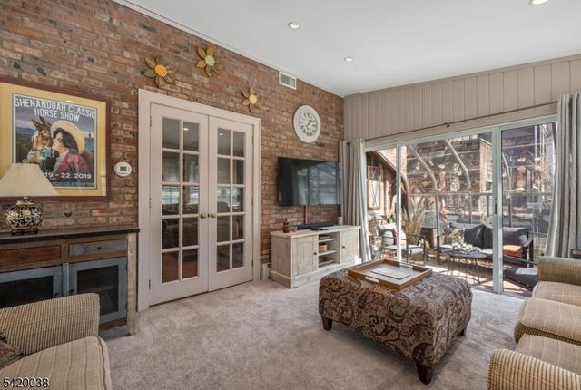 3 Ashburn Pl, Fair Lawn Boro, NJ 07410