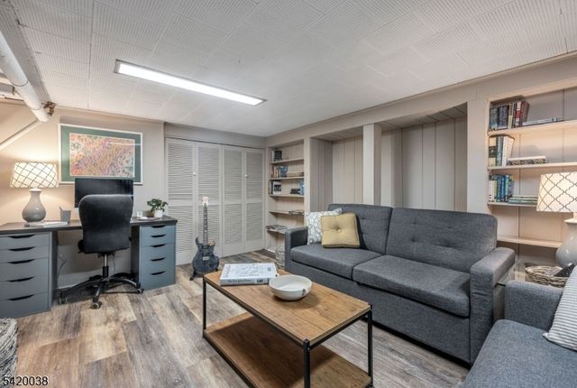 3 Ashburn Pl, Fair Lawn Boro, NJ 07410