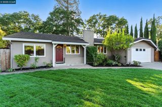 15 Ardmore Ct, Pleasant Hill, CA 94523