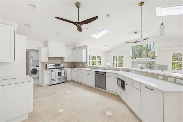 2376 Lively Trail NE, Atlanta, GA 30345