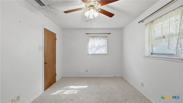 1314 Canary Lane, Seguin, TX 78155
