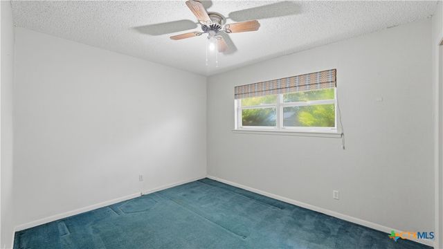 1314 Canary Lane, Seguin, TX 78155