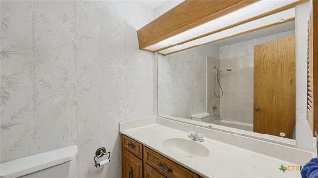 1314 Canary Lane, Seguin, TX 78155