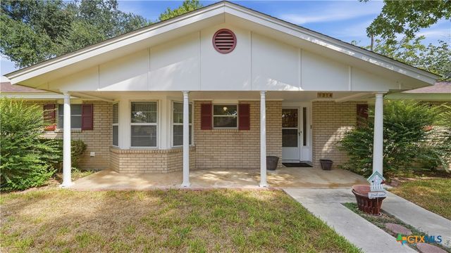 1314 Canary Lane, Seguin, TX 78155