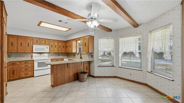 1314 Canary Lane, Seguin, TX 78155