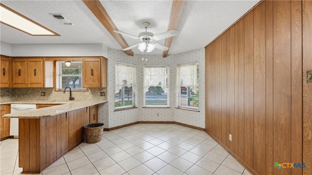 1314 Canary Lane, Seguin, TX 78155