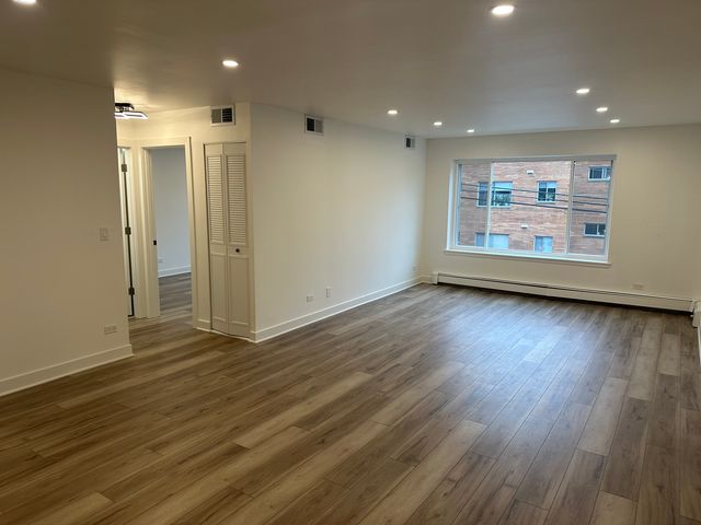 8232 Niles Center Road 202, Skokie, IL 60077