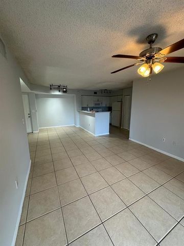 4808 N State Road 7 204, Pompano Beach, FL 33073