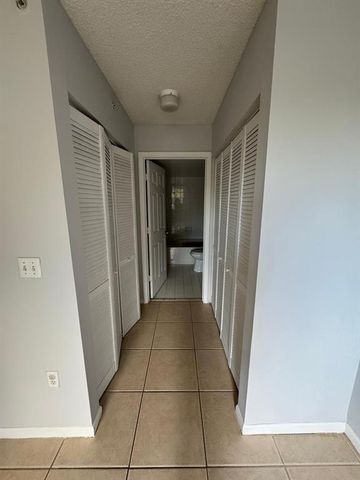 4808 N State Road 7 204, Pompano Beach, FL 33073