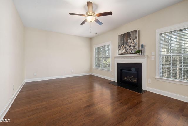 108 Lady'S Mantle Lane, Holly Springs, NC 27540