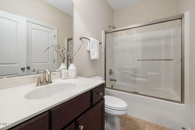 108 Lady'S Mantle Lane, Holly Springs, NC 27540