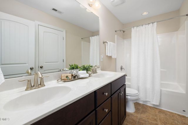 108 Lady'S Mantle Lane, Holly Springs, NC 27540