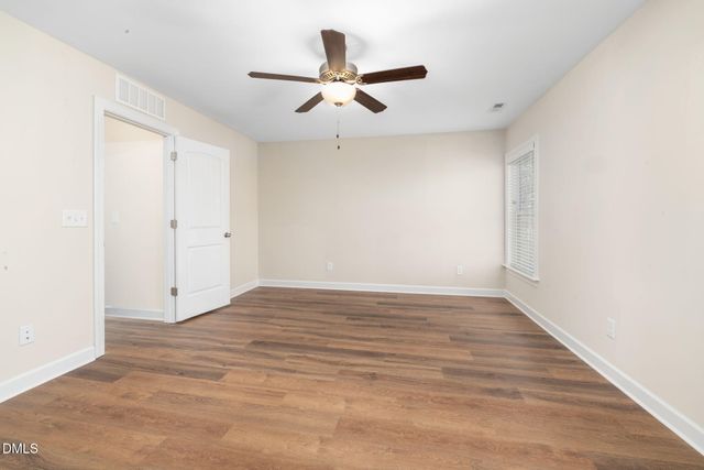 108 Lady'S Mantle Lane, Holly Springs, NC 27540