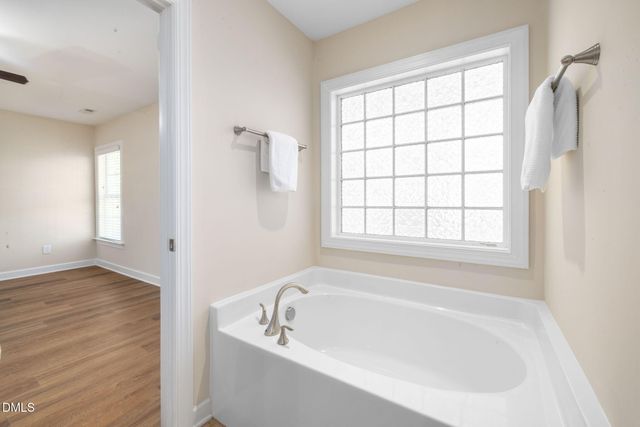 108 Lady'S Mantle Lane, Holly Springs, NC 27540