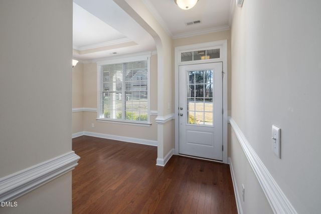 108 Lady'S Mantle Lane, Holly Springs, NC 27540