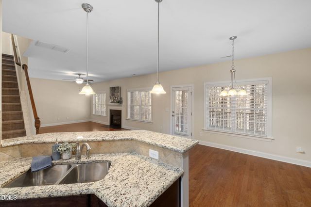 108 Lady'S Mantle Lane, Holly Springs, NC 27540