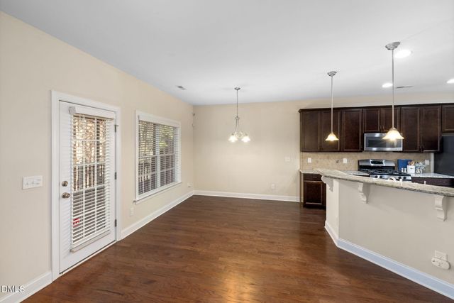 108 Lady'S Mantle Lane, Holly Springs, NC 27540