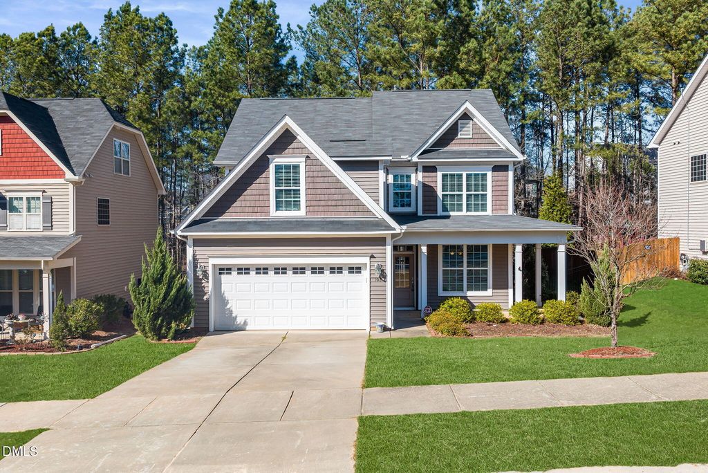 108 Lady'S Mantle Lane, Holly Springs, NC 27540