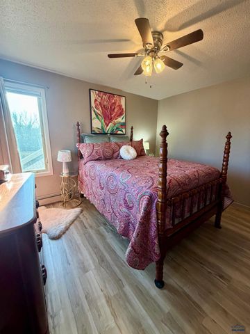 4330 W MAIN, Rapid City, SD 57702