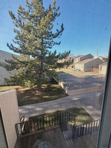 4330 W MAIN, Rapid City, SD 57702