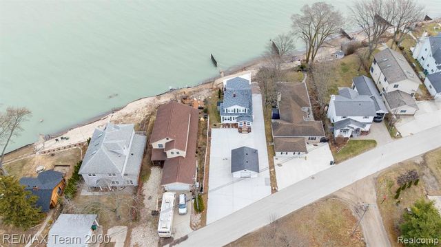 7745 Lakeview Drive, Lexington, MI 48450