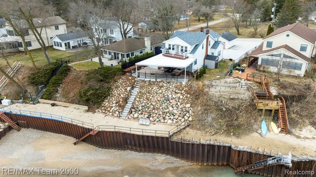 7745 Lakeview Drive, Lexington, MI 48450