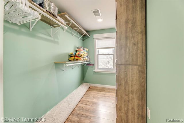 7745 Lakeview Drive, Lexington, MI 48450