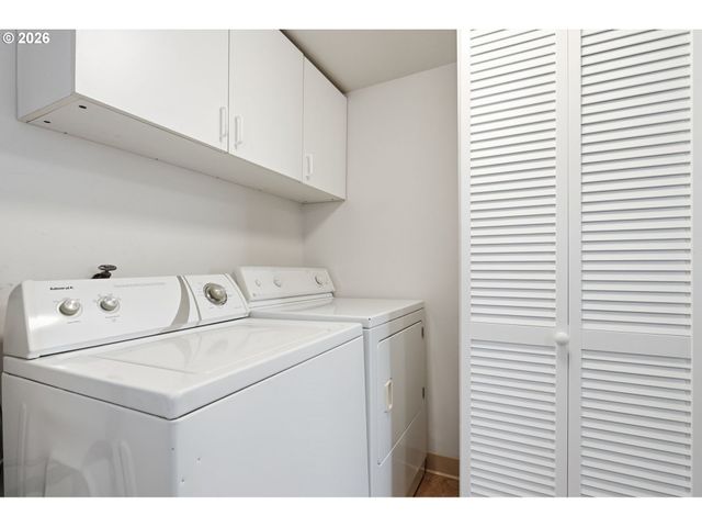 7620 Se CRYSTAL SPRINGS Blvd, Portland, OR 97206