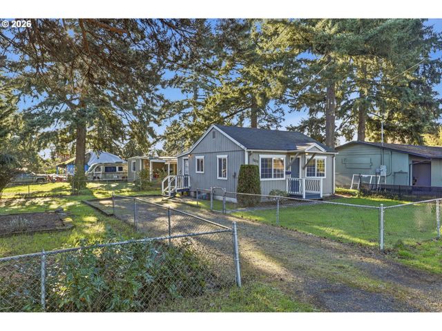 7620 Se CRYSTAL SPRINGS Blvd, Portland, OR 97206