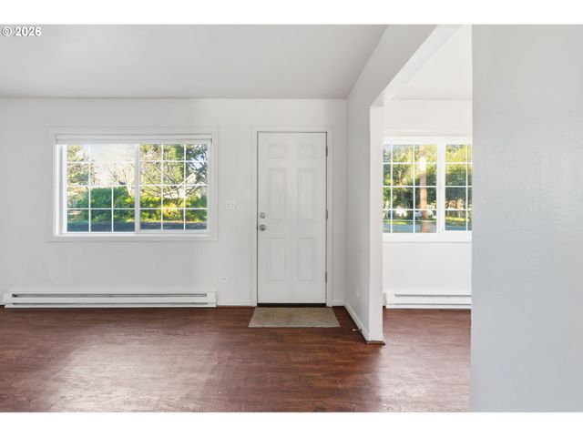 7620 Se CRYSTAL SPRINGS Blvd, Portland, OR 97206