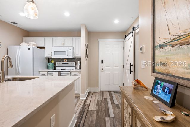 80 Paddle Boat Ln Apt 809, Hilton Head Island, SC 29928