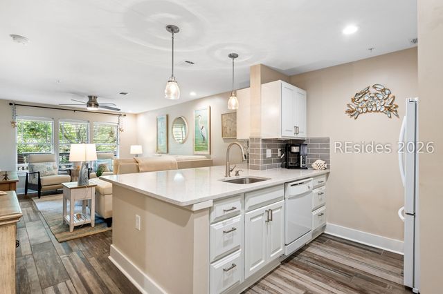 80 Paddle Boat Ln Apt 809, Hilton Head Island, SC 29928
