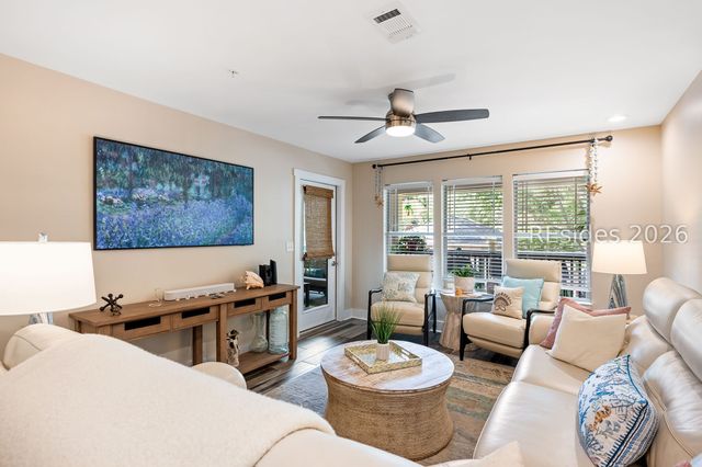80 Paddle Boat Ln Apt 809, Hilton Head Island, SC 29928