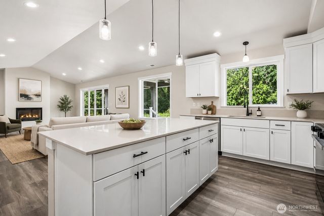 8918 127th Avenue Ct, Anderson Island, WA 98303