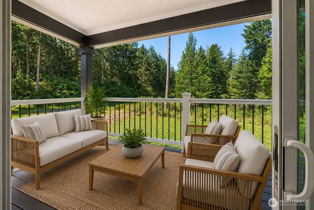 8918 127th Avenue Ct, Anderson Island, WA 98303