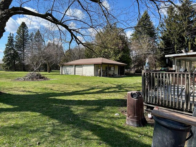 5996 Lakeshore Road, Lexington, MI 48450
