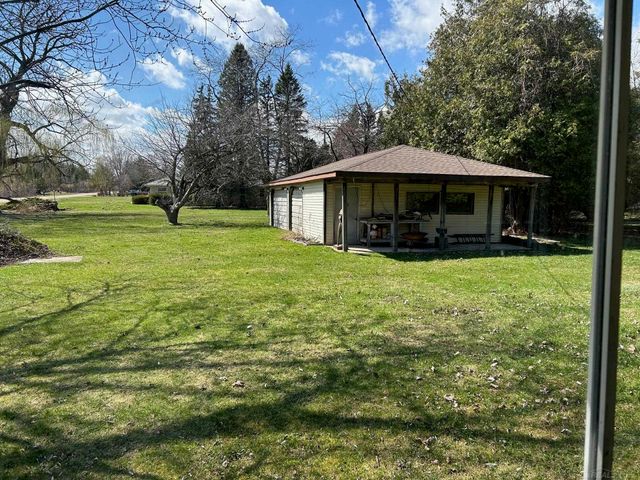 5996 Lakeshore Road, Lexington, MI 48450