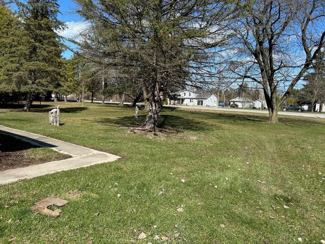 5996 Lakeshore Road, Lexington, MI 48450