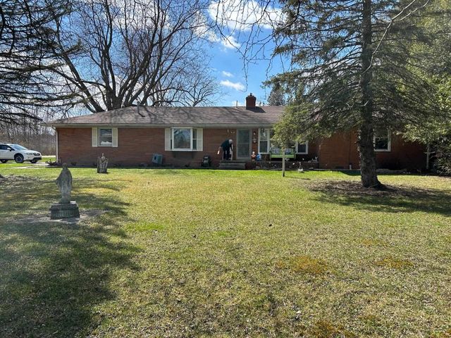5996 Lakeshore Road, Lexington, MI 48450