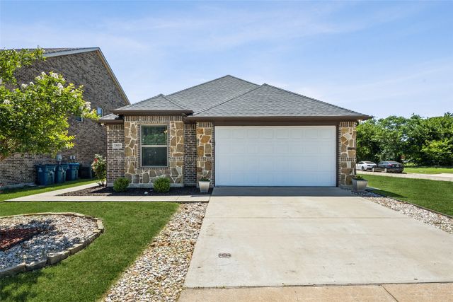 2405 La Costa Drive, Rowlett, TX 75088