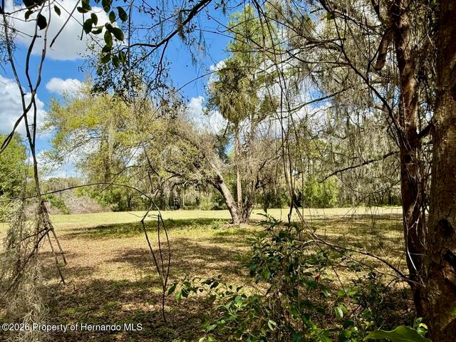 10010 Fort King Road, Dade City, FL 33525
