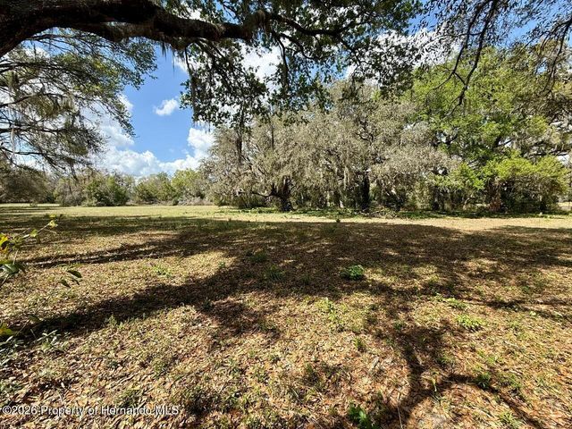 10010 Fort King Road, Dade City, FL 33525