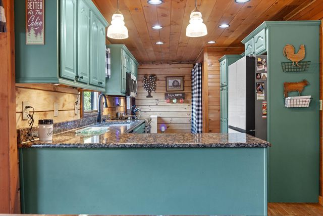 161 & 155 Cherokee Ridge Drive, Ocoee, TN 37361