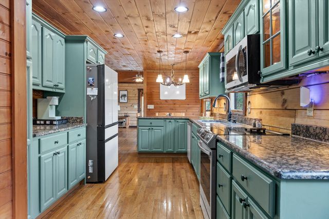 161 & 155 Cherokee Ridge Drive, Ocoee, TN 37361