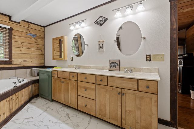 161 & 155 Cherokee Ridge Drive, Ocoee, TN 37361