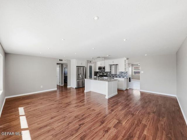 7107 PARKLAND Drive, El Paso, TX 79925