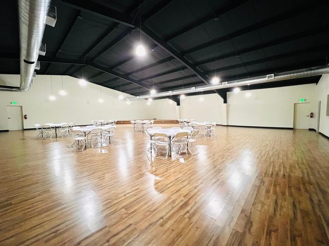 205 N Davis Street, Chico, TX 76431