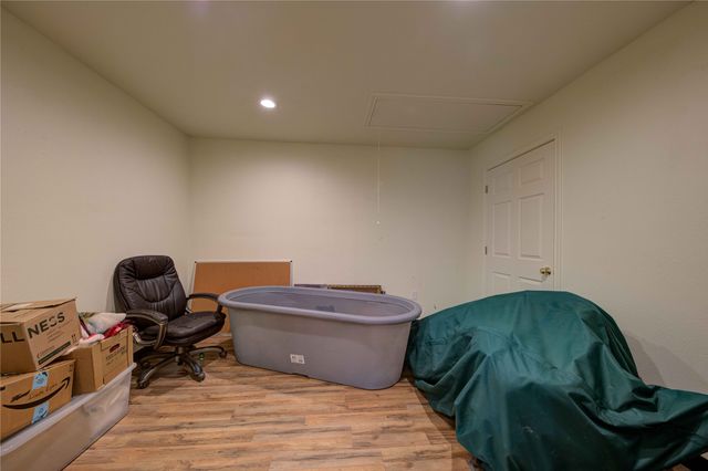 205 N Davis Street, Chico, TX 76431