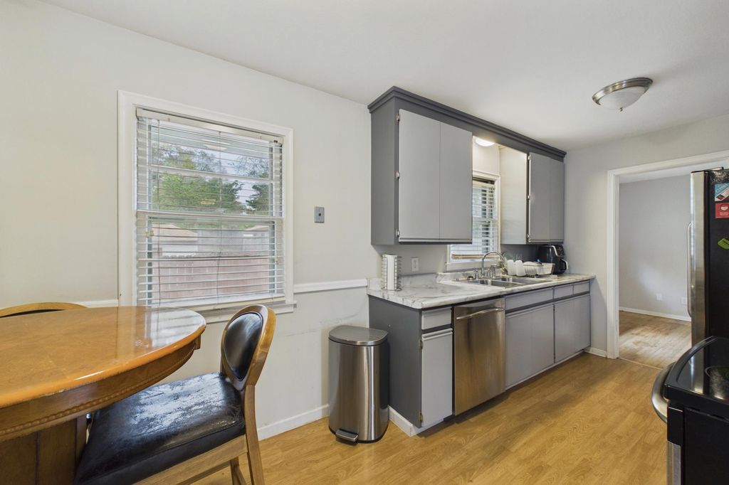 6924 Drew Avenue N, Brooklyn Center, MN 55429 — photo 5